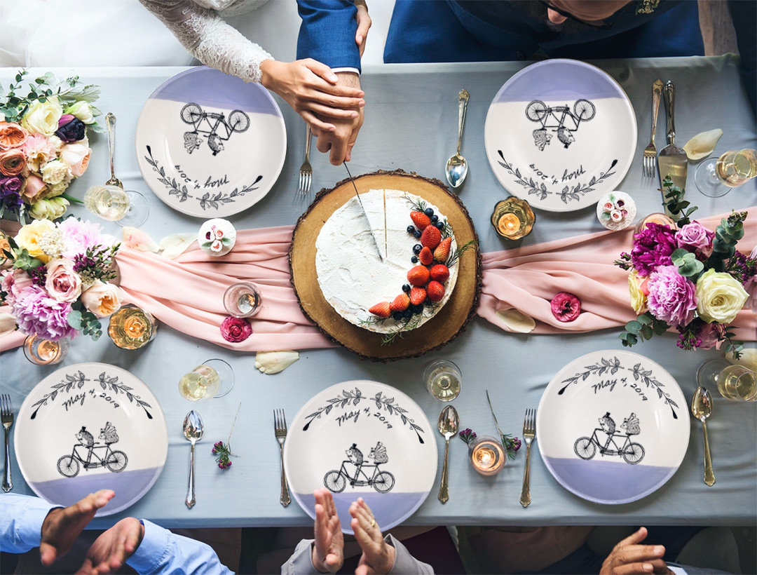 custom-wedding-plates Wedding table with custom personalized plates made by Darn Pottery